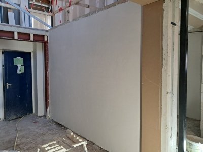 16 januari Gladde wanden entreehal