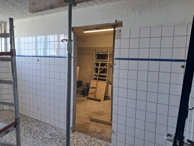 21 april Doorgang massageruimte -> fitnessruimte