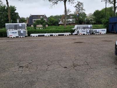4 mei Aanvoer materiaal buitenwand