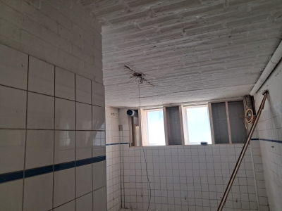 5 mei Laatste kleedkamer nieuwe kabels