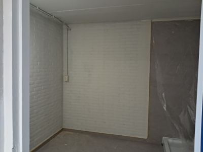 27 augustus Schilderwerk scheidsrechterlokaal afgerond