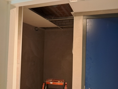 28 augustus Laatste restjes verlaagd plafond