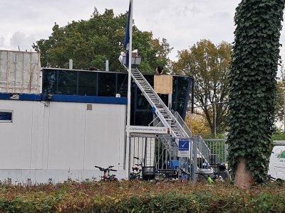 22 oktober Ook dak bestuurskamer onder handen genomen