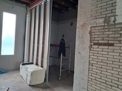 31 oktober Doucheruimte kleedkamer 16 krijgt vorm