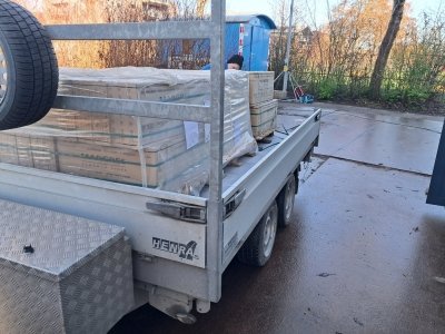 14 januari Aanvoer tegels vloer en wand