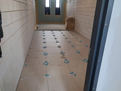 19 januari Vloer kleedkamer 14 in wording