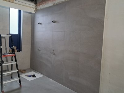 27 januari Eerste douchekoppen geplaatst