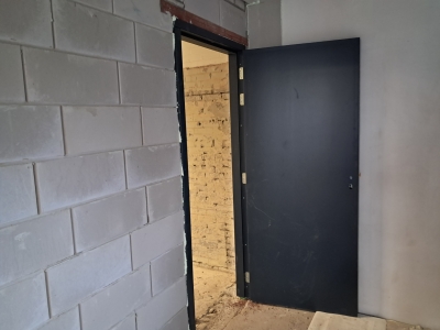 3 februari Kozijn EHBO -> massageruimte