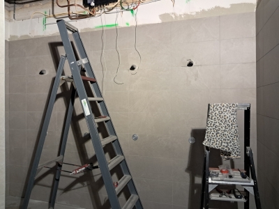 11 februari Laatste douchekop gemonteerd!