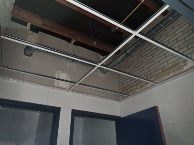 16 februari Profielen voor plafond toiletruimte