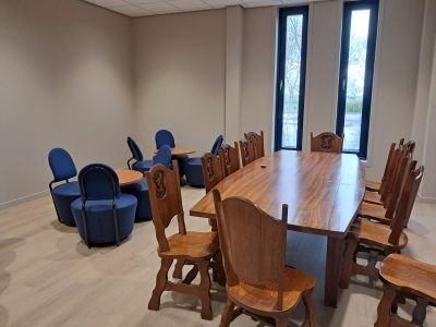 3 april Bestuurskamer in opbouw