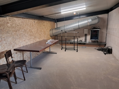 4 april Nieuwe ruimte kledingcie op zolder boven kantine