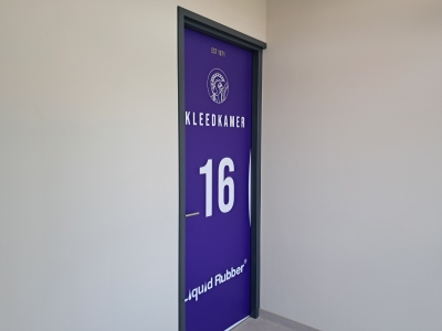 26 mei Eerste test deur met sponsor
